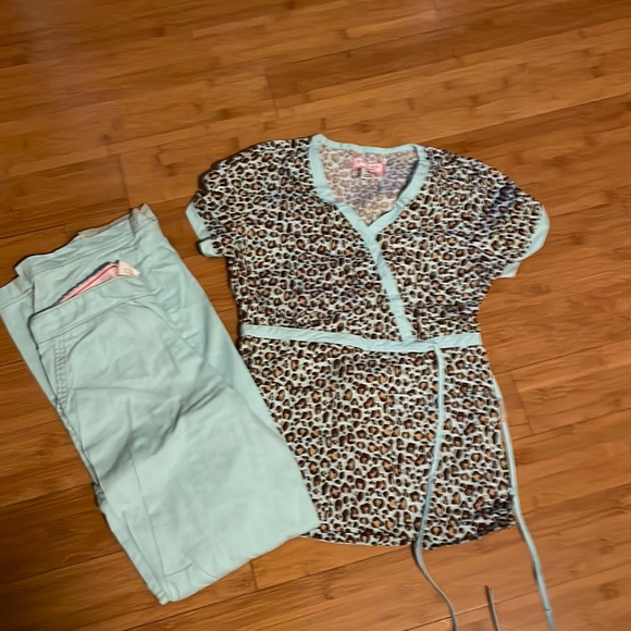koi Tops Koi Scrub Set Leopard Print Blue Cargo Poshmark
